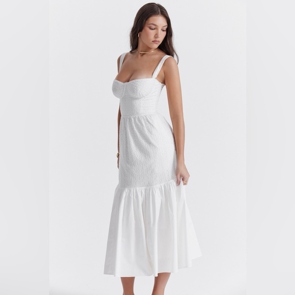 House of CB Elia White Broderie Anglaise Midi Sundress. Size Xsmall - Picture 6 of 17